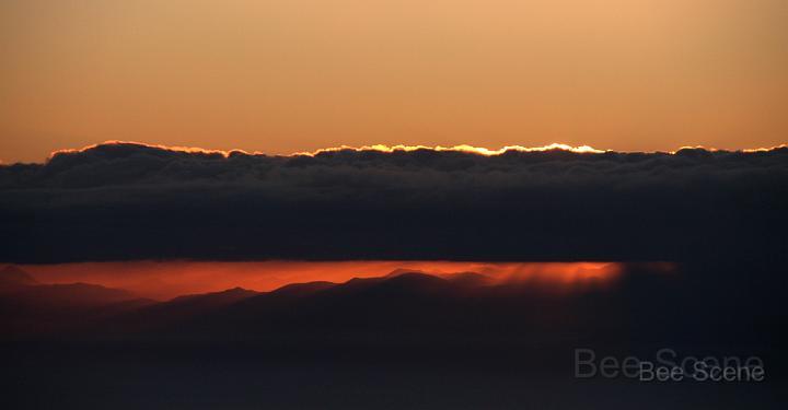 IMG_4416.JPG - Sunrise over the ranges of the Marlborough Sounds