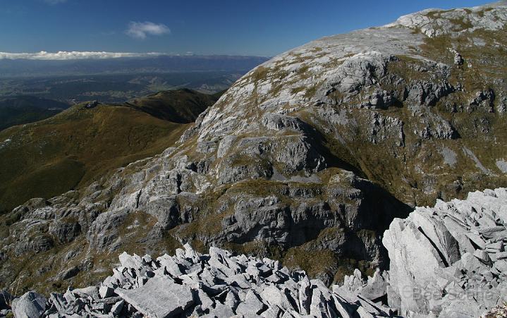 IMG_4453.JPG - Kahurangi National Park - Mt Arthur looking to the Richmond Ranges